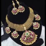 Nakshi Jadau kundan Necklace