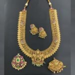 Gold design made in Premium Quality neckset