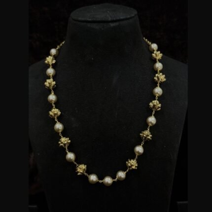 Pearl Floral Gold mala 18 inch