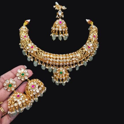 Jadau Kundan Hasli Choker Set