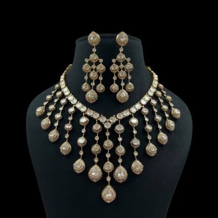Moissanite tassle neck set