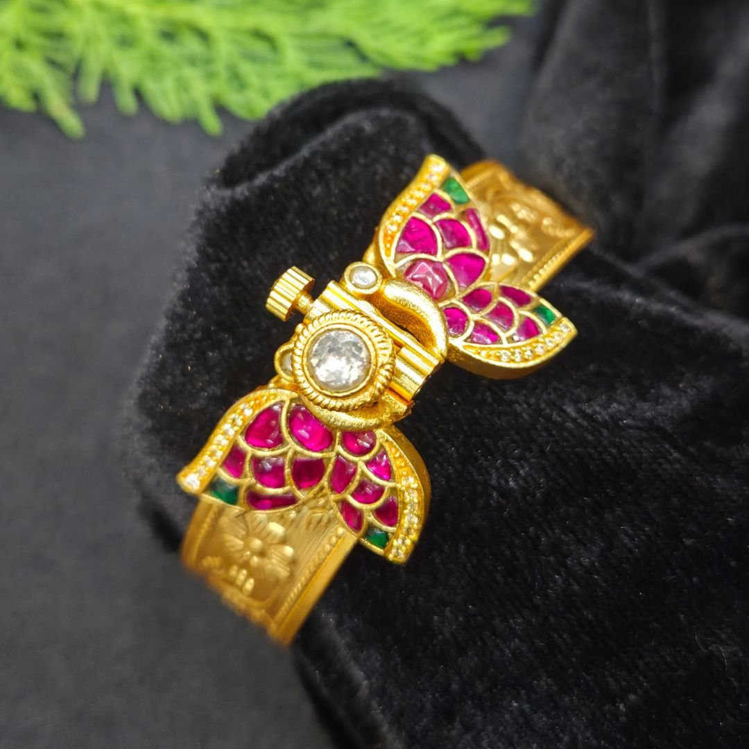 Untitled design - 2026-09-18T151618.444 Antique Openable Screw Cuff Bracelet - Image 1